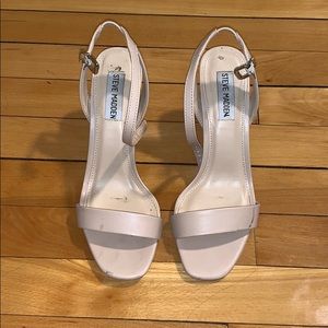 Steve madden nude heels